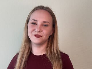 camslut fingering pussy EugeniaDaily