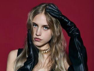 naked cam chat EveTottingham