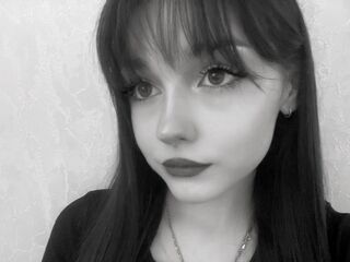 free adultcam EvelynnCaillouet