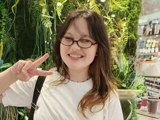 sexy webcam girl FayLawley