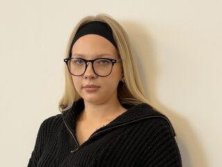 free jasmin sex cam FrancesVirunes