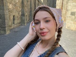 hot cam whore GlindaSankar