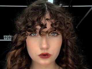 cam girl masturbating with sextoy IngeHosterman