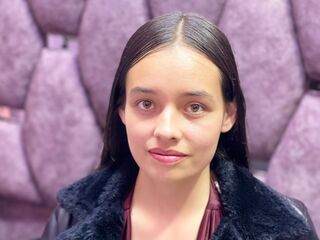 chatrubate cam girl IssaMontenegro