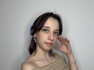 cam girl fingering pussy IvyLewis