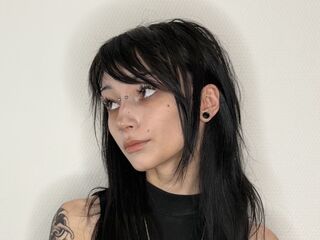 hot cam IzettaBishel