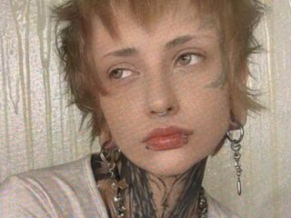 camslut fingering wet pussy JulianeVerdier