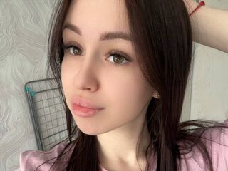 beautiful webcamgirl KaleyKurns