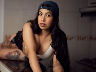 cam girl masturbating with sextoy KatyCooper