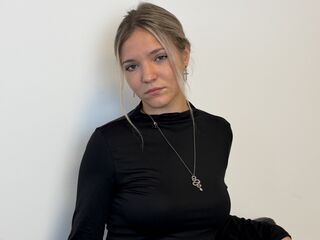 sex webcam KeiraTullier