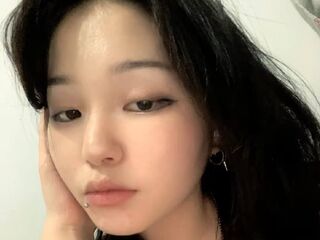 camwhore naked KizzyScheidegger