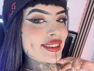 cam whore LauriDiamond