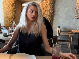 nude cam girl photo LavernVink
