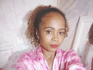 girl sexcam LayahMorgane