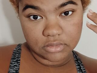 shower live cam LeiaThorn