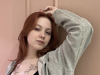 naked webcam girl LindaBenne