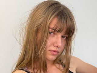 free nude cam LynetteOba