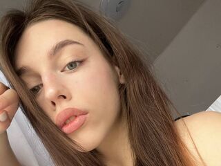 nude camgirl photo LyraMoonshadow