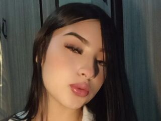 free chatroom MadelynFabbro