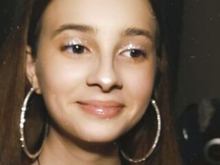 real live cam pic ManieLaverne