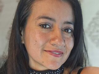 hot strip tease webcam MariaSilvers