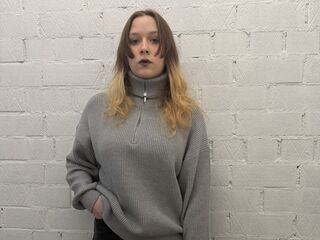 cam girl masturbating with vibrator MaricruzKestler