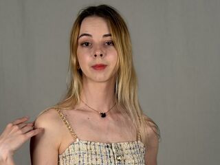 beautiful girl MarieWard