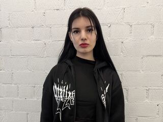 camwhore spreading pussy MaryettaBurgees