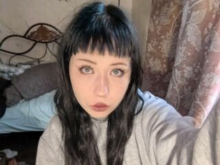naughty cam girl masturbating MauraAupperle