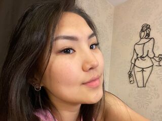 camgirl shaving pussy MaxineBarks