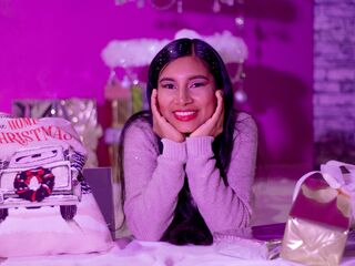 beautiful webcam girl MiaEcheverry
