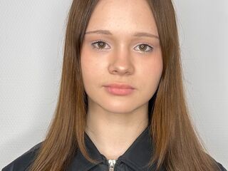 topless NaidaBrayton