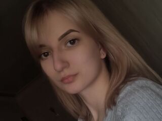 camgirl showing tits NatachaKoepf