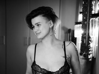 beautiful webcam girl PeachBev