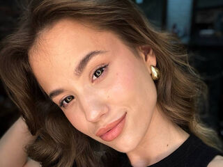 girl cam PearlyLominack