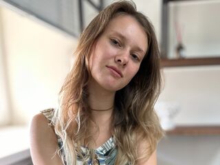 cam girl masturbating with sextoy PetulaEasley