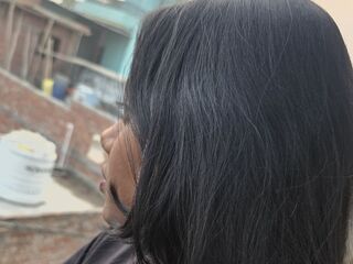 naked cam girl masturbating with vibrator PriyaSengar