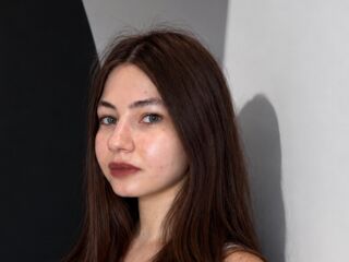 fingering cam slut RoselynSvatek