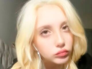 chatwhore RubiAntonakos