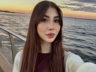 chat SadeLazcano