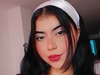 naked camgirl masturbating SalomeKio