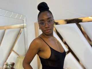 hot naked camgirl SelenaRoas