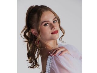 bedroom webcam SharriLangolf