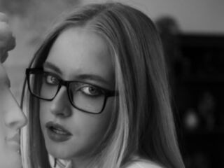 webcamgirl livesex SheliaEdwards