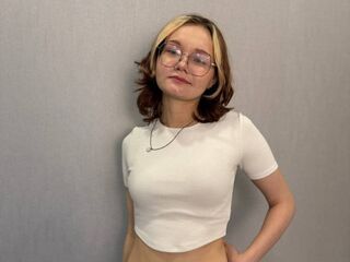 fingering girl cam ShemikaDestro