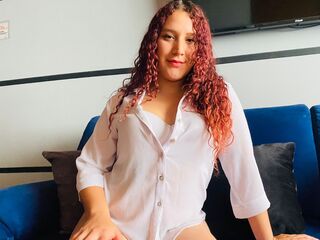 live striptease SophTurner