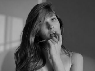 webcam bitch chatroom SophieLix