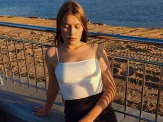 hot naked cam girl SuziBarringer