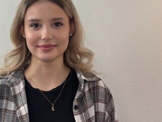 free livecam TanyaPanah