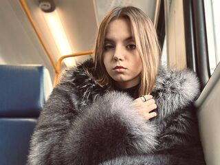 naughty cam girl masturbating TasiaPetronzio
